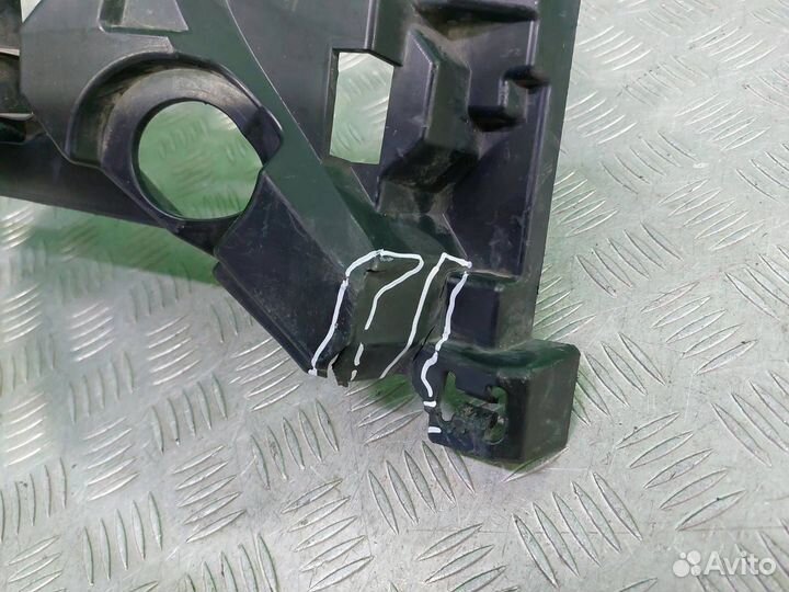 Абсорбер бампера передний Ford Explorer 5 U502