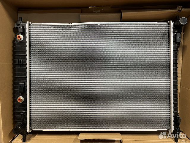 Радиатор охлаждения на Opel Antara