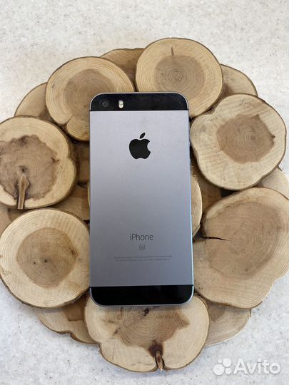 iPhone se 2016 32gb