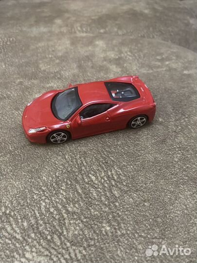 Моделька Феррари