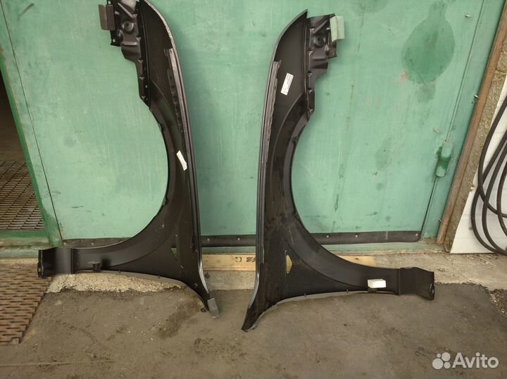 Крыло Ford Mondeo 3 2000-2007