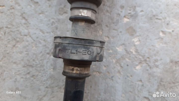 Привод передний правый Honda Accord 8 2,4