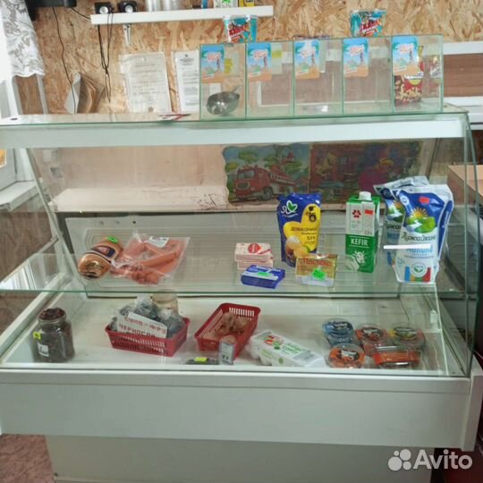 Холодильные витрины б/у