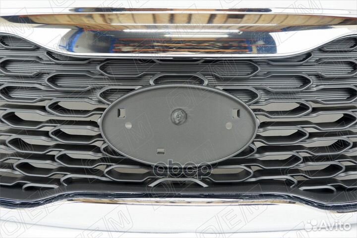 Решетка радиатора Kia Sorento 2 XM 2012-2021 2 XM