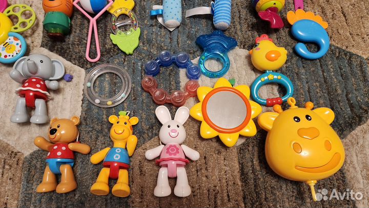 Игрушки для малыша