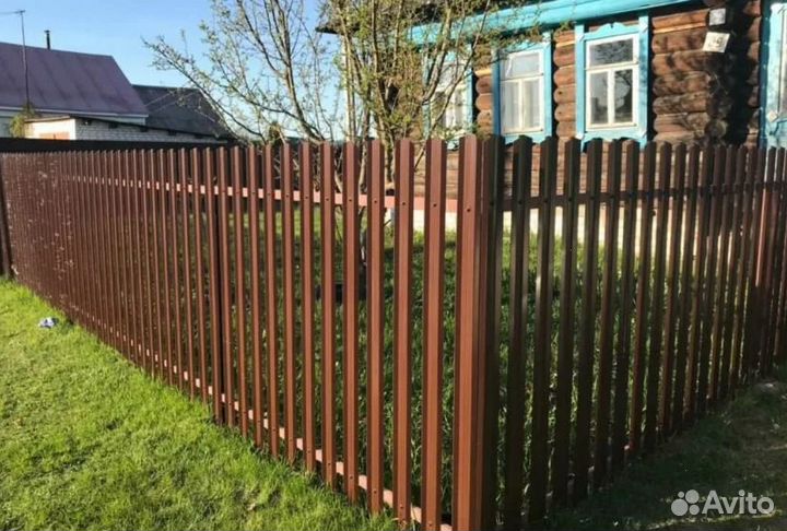 Забор из евроштакетника профессионально качественн