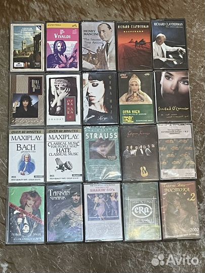 Аудиокассеты с записью разные