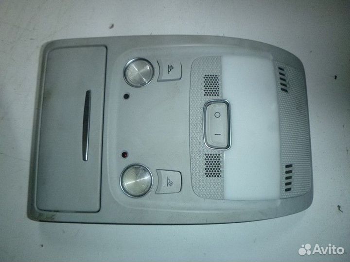 Плафон салона audi Q5 2008