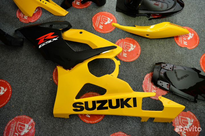 Suzuki gsxr 1000 K5 K6 2005-2006 пластик
