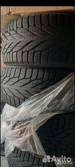 Nokian Tyres Hakkapeliitta R2 SUV 265/45 R21 108