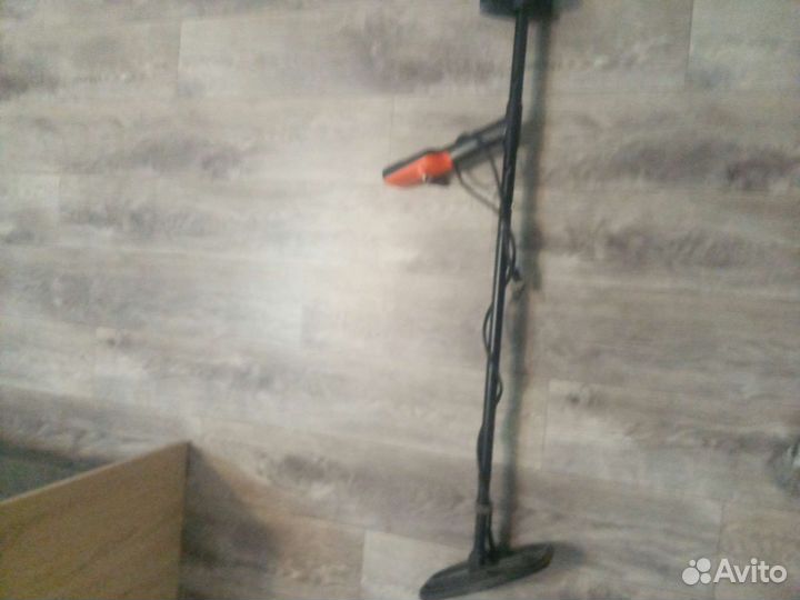 Продам металлоискатель