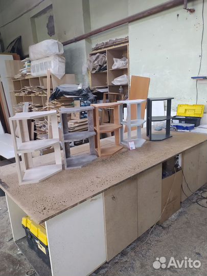 Полка настенная угловая