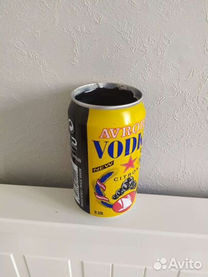 Банка от водки, 90-е гг