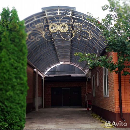 Навесы кованные из поликарбоната