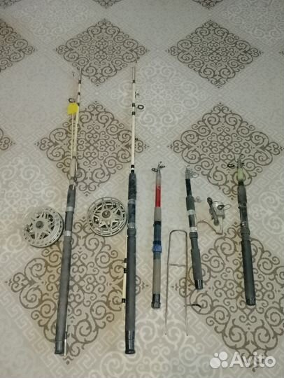 Спининги и удочки бу