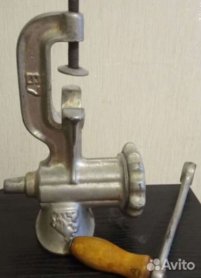 Мясорубка ручная СССР чугунная