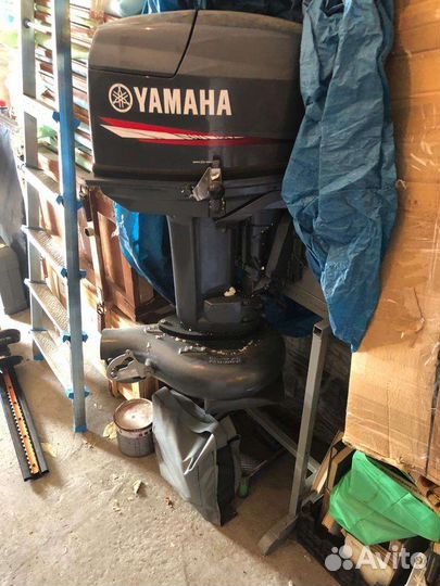 Продам в комплекте лодку, мотор с водомётом. Торг