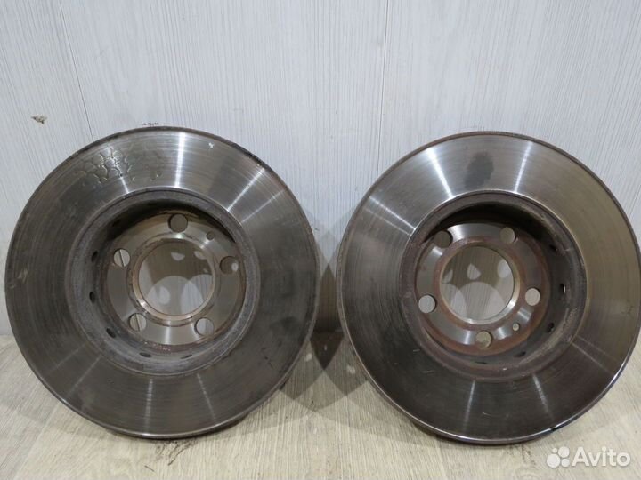 Диск тормозной передний Volkswagen Polo