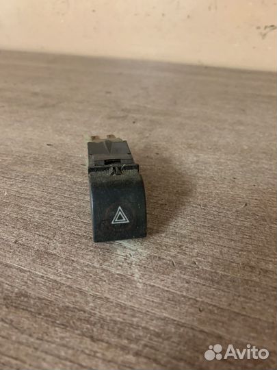 Кнопка аварийки Felicia