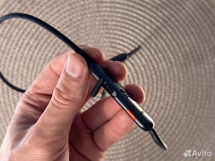 Bluetoth наушники jbl