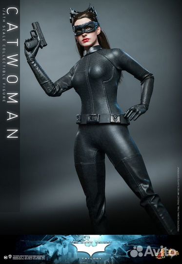 Hot Toys MMS627 Catwoman 2.0 1/6