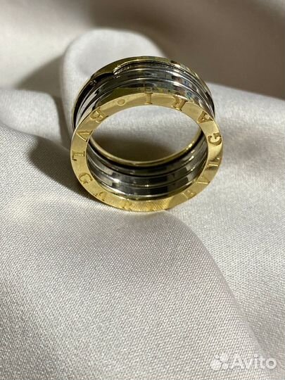 Золотое кольцо bvlgari