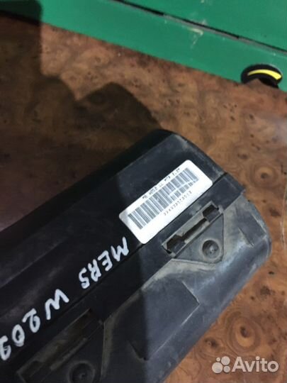 Подушка безопасности на торпедо Mercedes W202