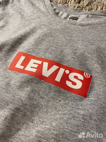 Футболка levis