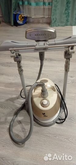 Отпариватель для одежды вертикальный