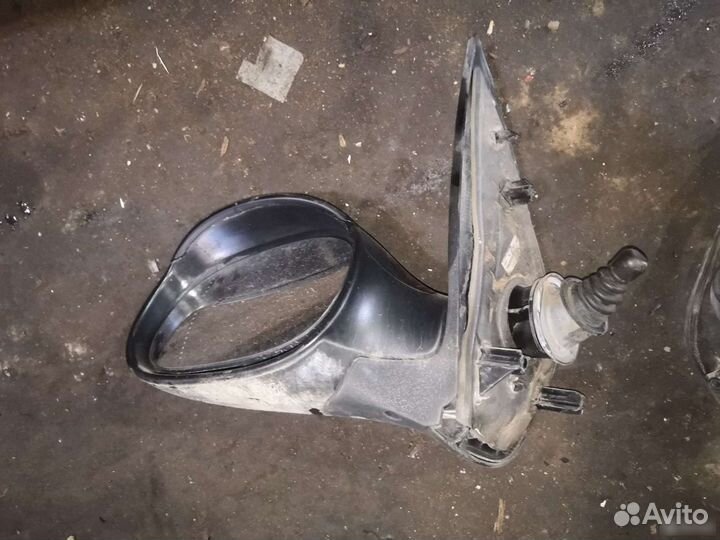 Зеркало Peugeot 206