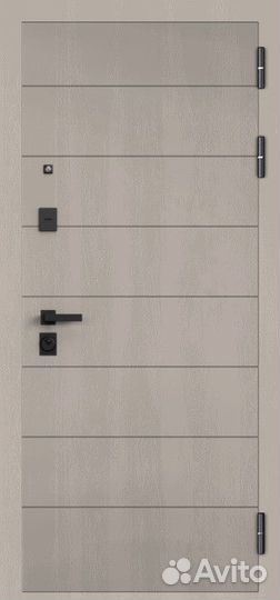 Дверь с зеркалом