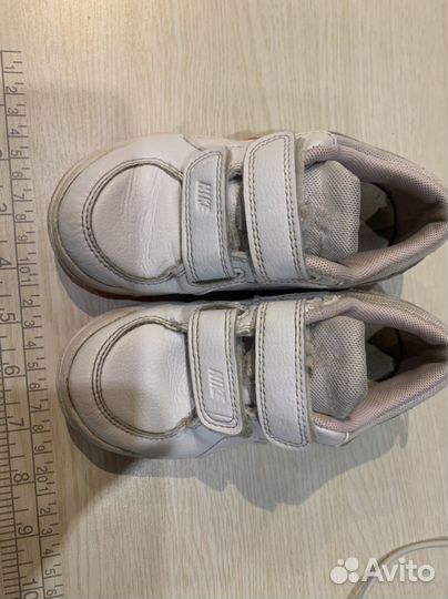 Кроссовки для девочки