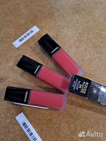 Помада для губ 152 Choquant. Chanel
