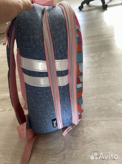 Школьный рюкзак