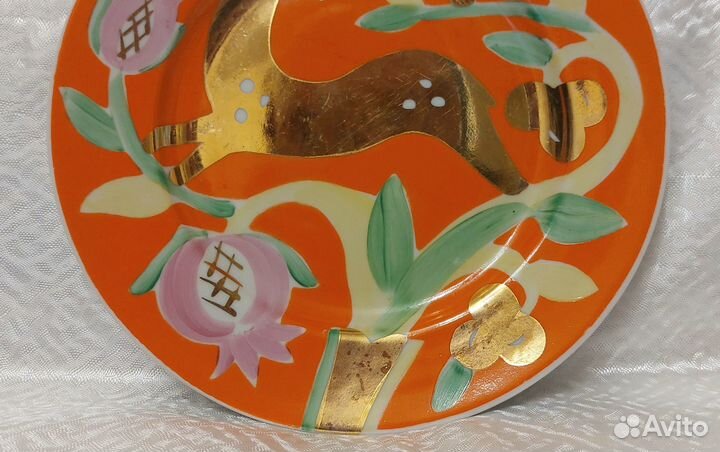 Тарелка Золотой олень. Дулево