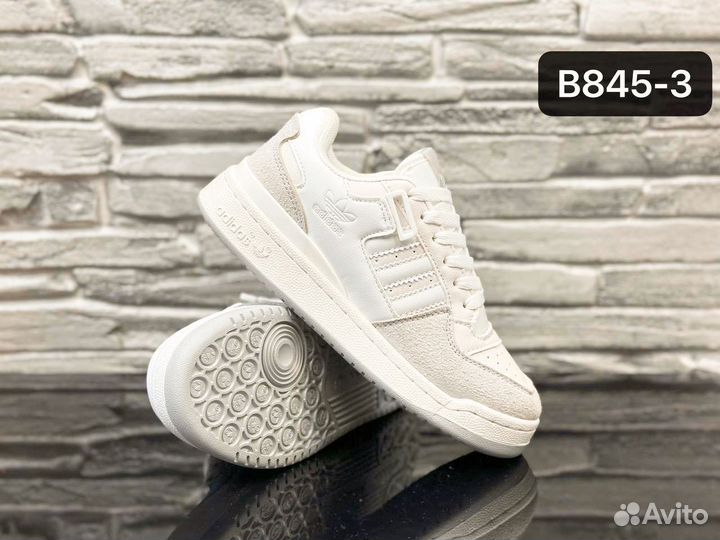 Кроссовки оптом