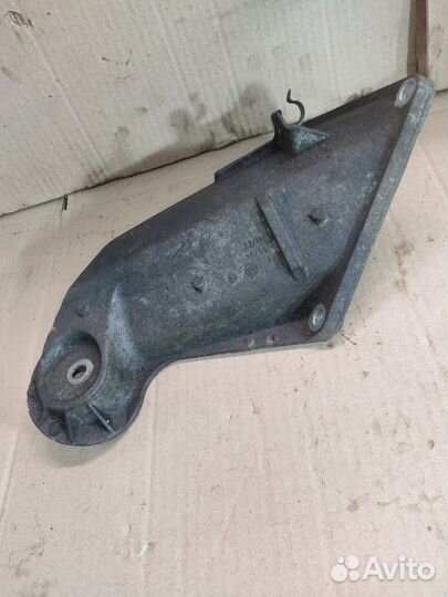 Крепление двигателя левое bmw х5 е53 М57n