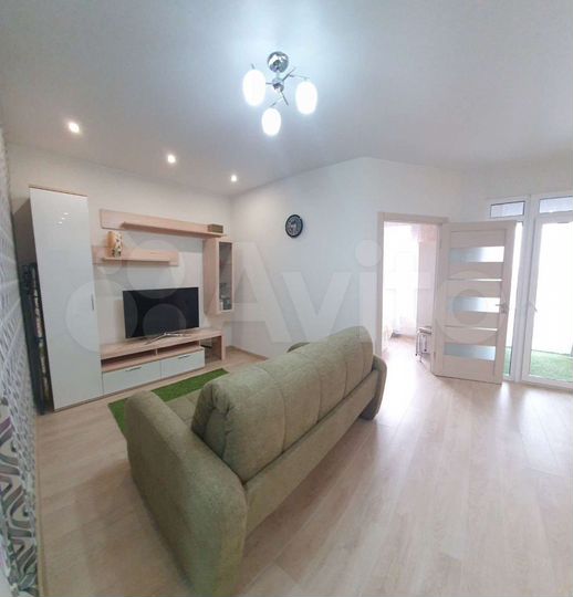 2-к. квартира, 48 м², 5/10 эт.