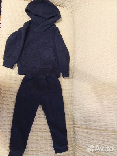 Спортивный костюм