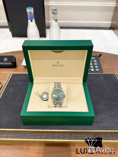 Rolex Datejust Green Dial Jubilee