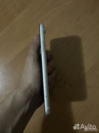 iPhone Xr, 128 ГБ