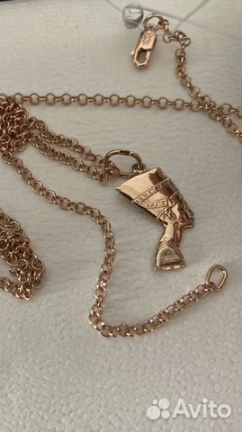 Золотой кулон Клеопатра