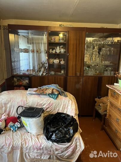 Старая мебель подойдет для дачи