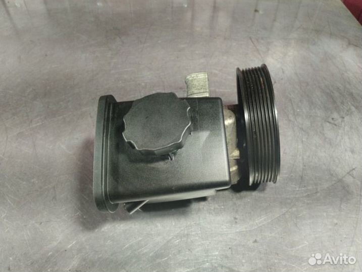 Насос гидроусилителя руля Mercedes E-Class W211