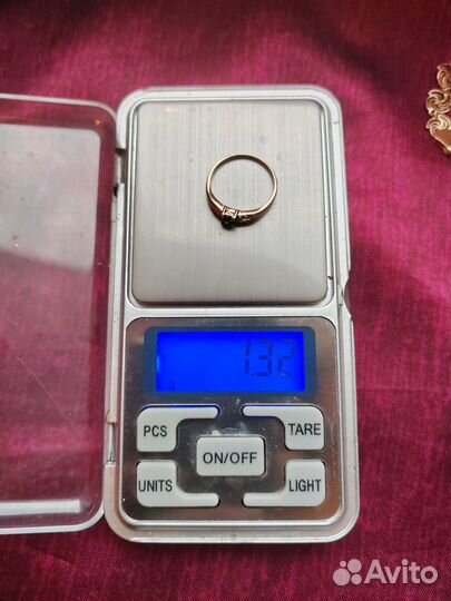 Золотое кольцо размер 16.5