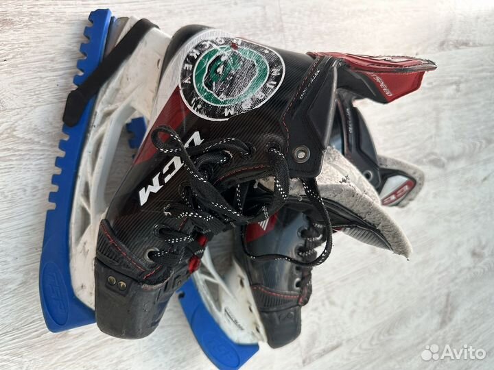 Коньки ccm ft4