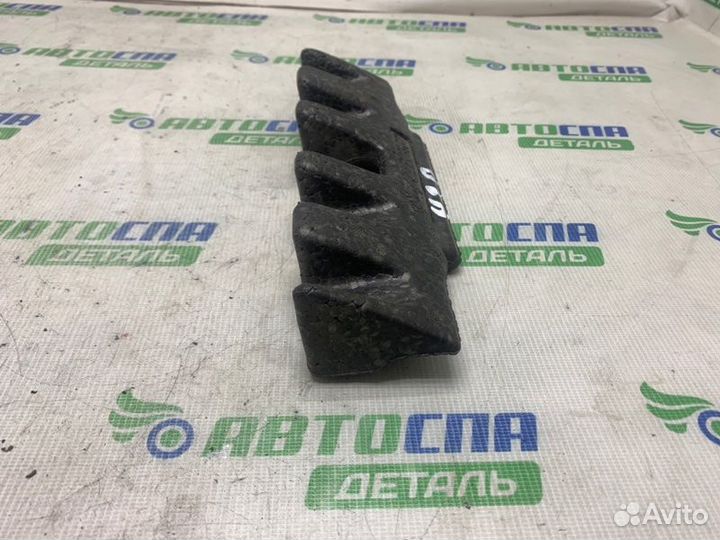 Абсорбер бампера передний Volkswagen New Beetle