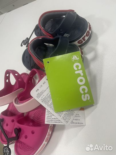 Босоножки Crocs