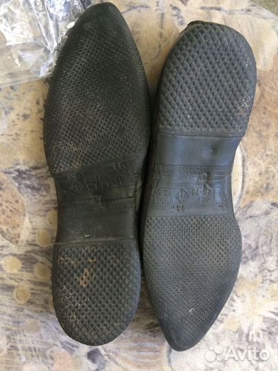 Галоши б/у, восточные,СССР одна пара-торг