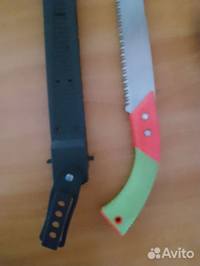 Пила садовая ручная